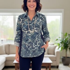 Talbots Blue & White Long Sleeve Top with Butterfly &Geometric Design size 2X.